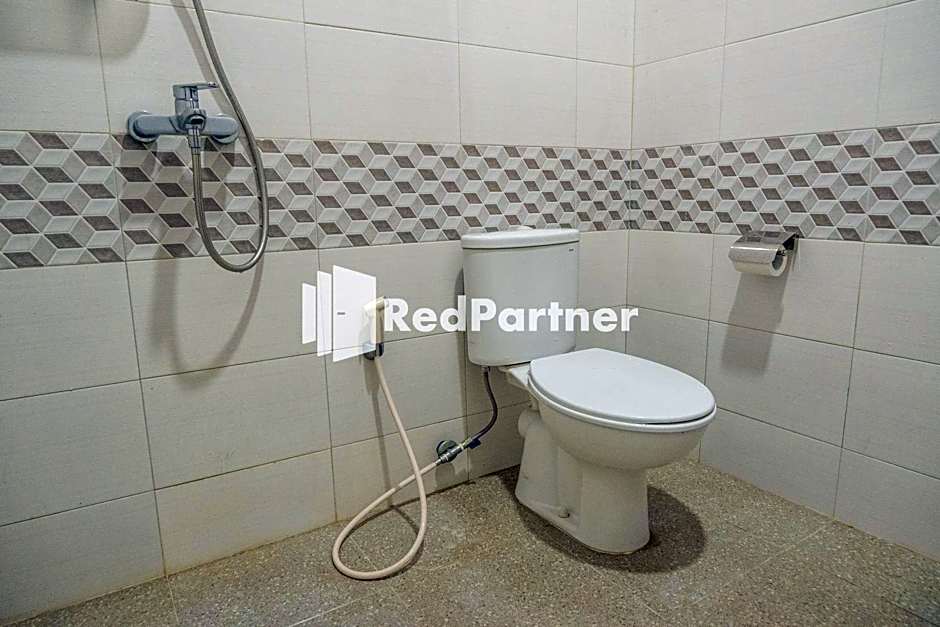 Guest House B Fren Syariah Near JIH Yogyakarta Mitra RedDoorz