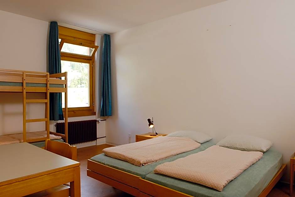 Pontresina Youth Hostel