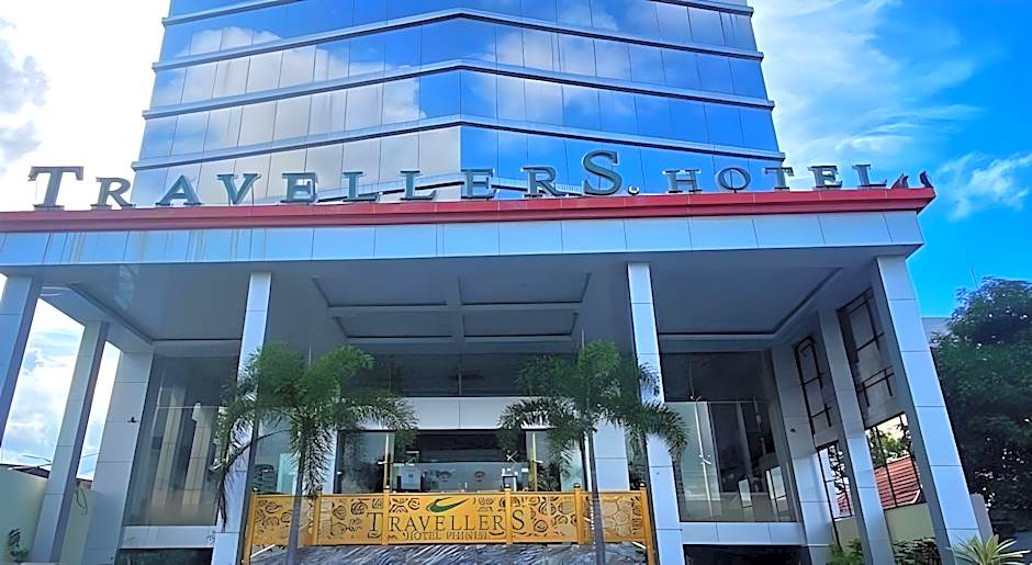 Travellers Hotel Phinisi