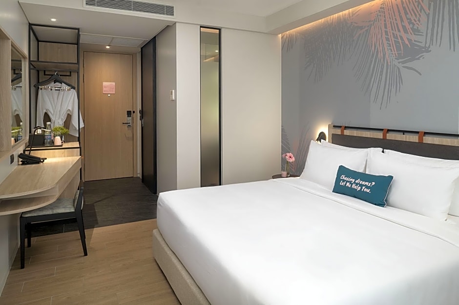 JonoX Phuket Karon Hotel