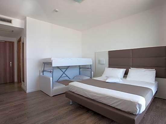 Hotel Columbia & Ninfea