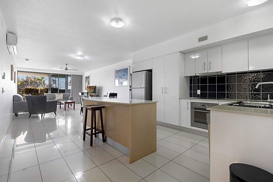 Beaches on Lammermoor Apartments