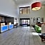 Holiday Inn Express & Suites Albuquerque-N. Balloon Fsta Park By IHG