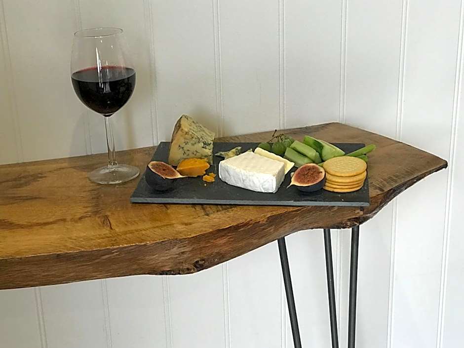 The Pod & Cwtch luxury accommodation