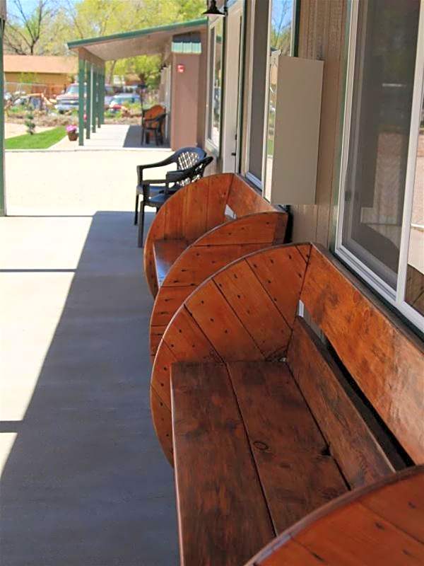 Hurricane Hideaway Lodging