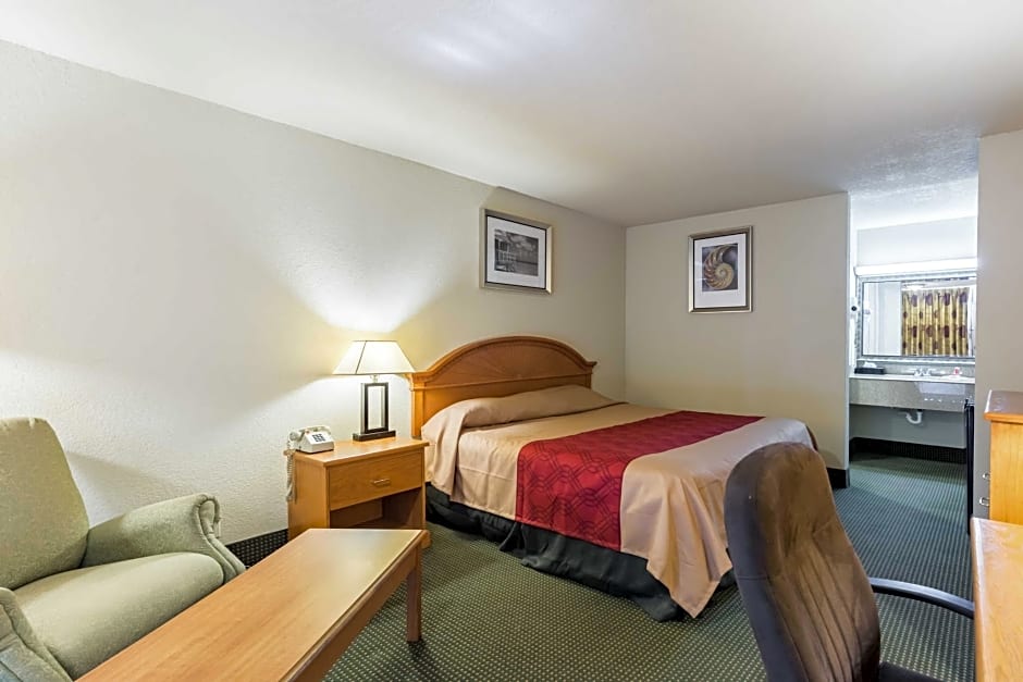Econo Lodge Baytown