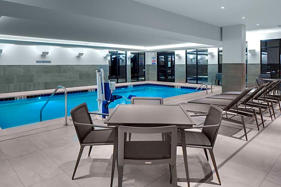 Courtyard by Marriott Jefferson City