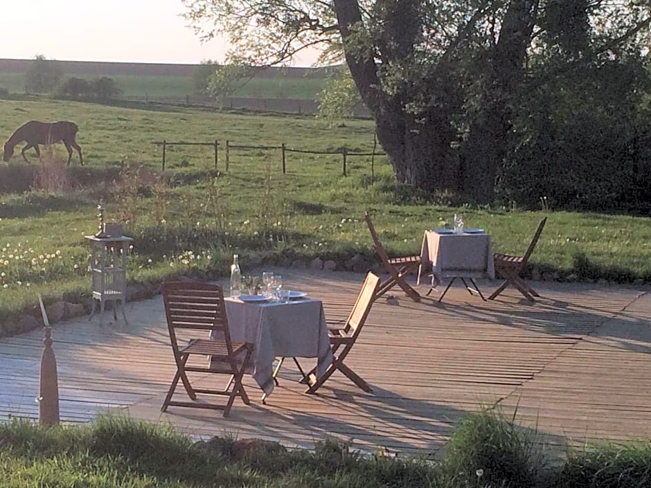 Double room on farm (La ferme du Tao)