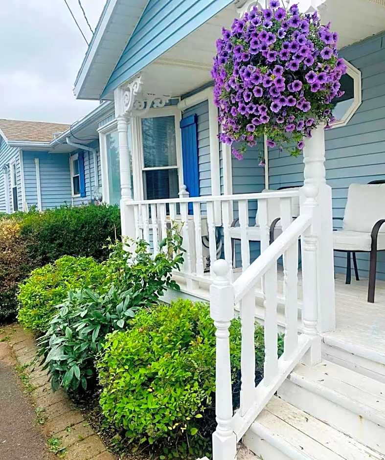 Lee's Ocean Peek B & B