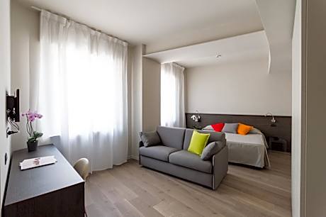 Standard Family Room