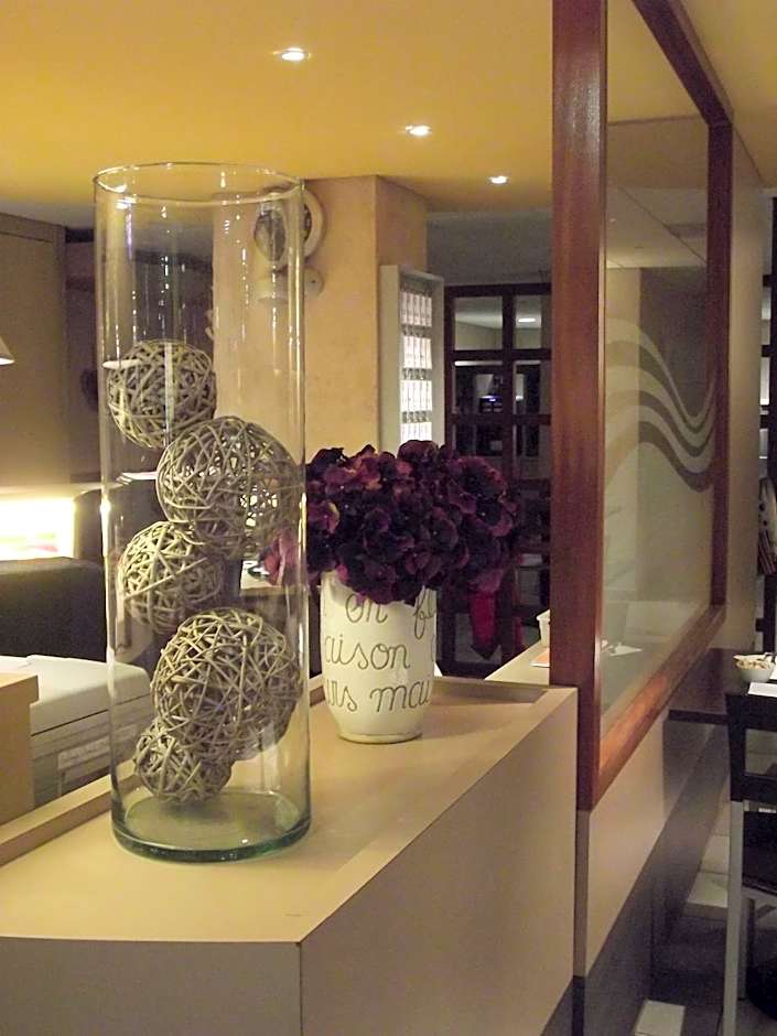 Cit'Hôtel Le National