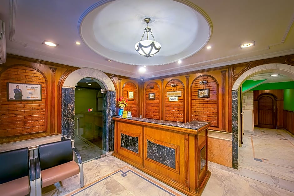 Treebo Trend Green View