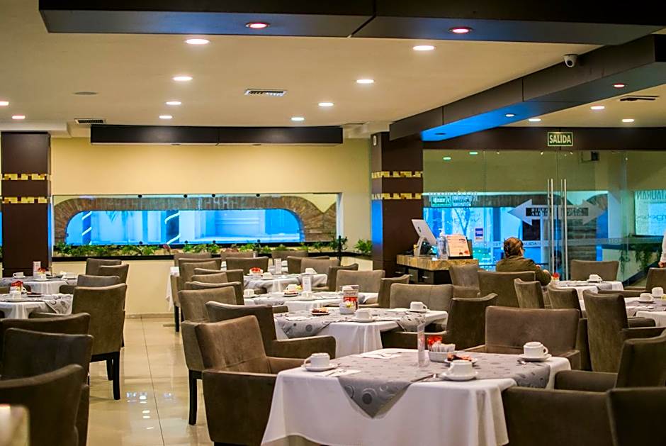 Wyndham Garden Aguascalientes Hotel & Casino