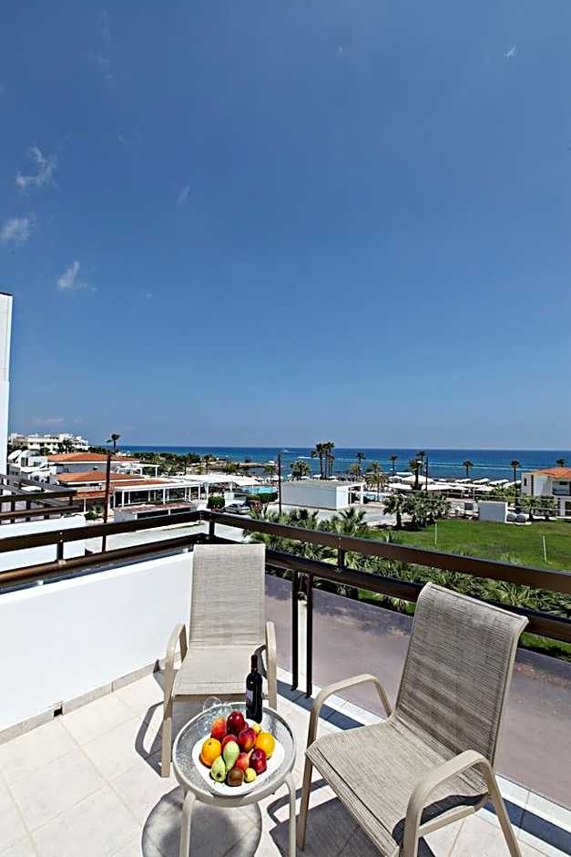 Marlita Beach Hotel Apartments