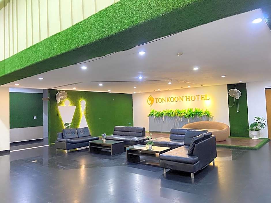 Tonkoon Hotel