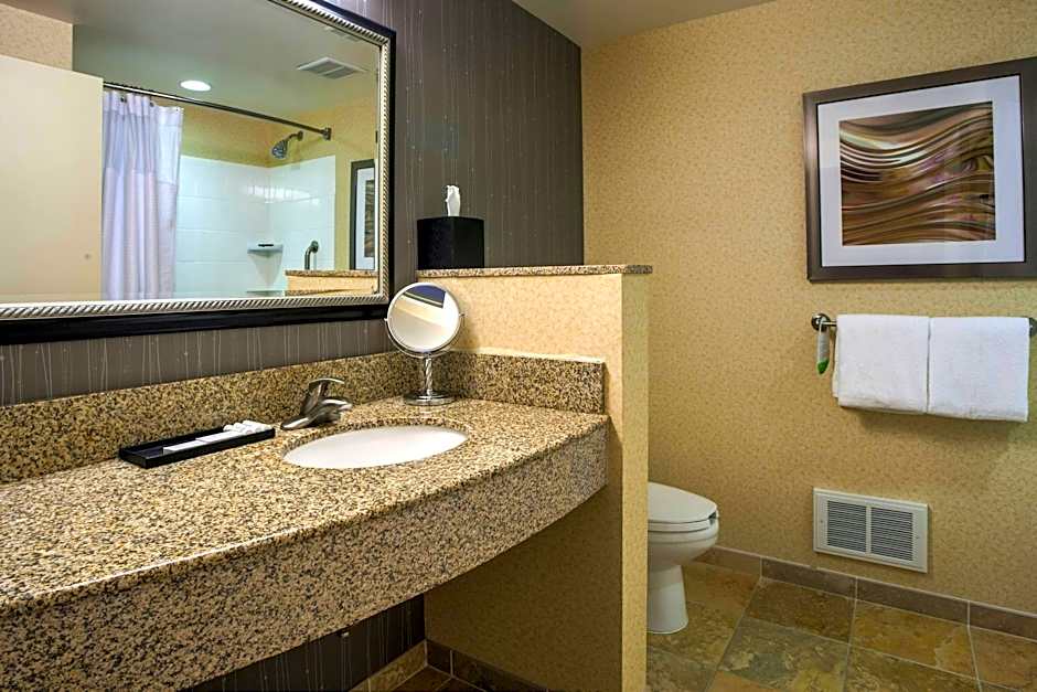 Courtyard by Marriott Hadley Amherst