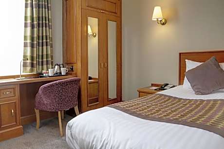 Standard Room with Double and Single Beds