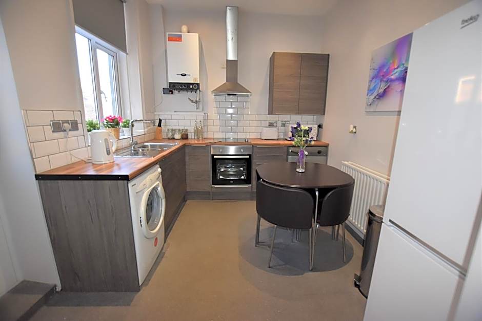 Dwell Living Central 5 BD, Sleeps 10