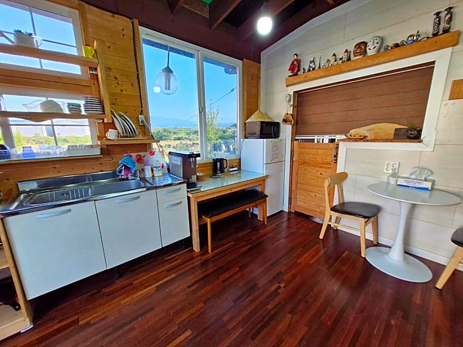 Suji Guesthouse