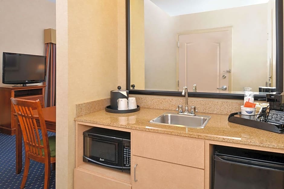 Hampton Inn By Hilton & Suites Fredericksburg South, Va