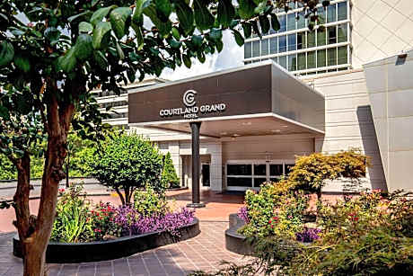 Courtland Grand Hotel, Trademark Collection by Wyndham