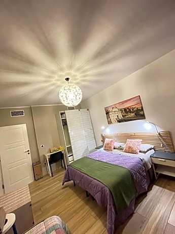 Triple Room with Private Bathroom