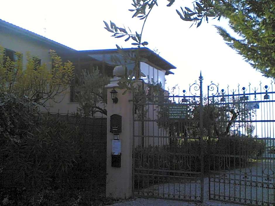 Bed&Breakfast Giardino Agritourist