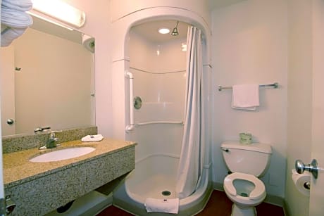 Double Room with Two Beds and Mini Fridge