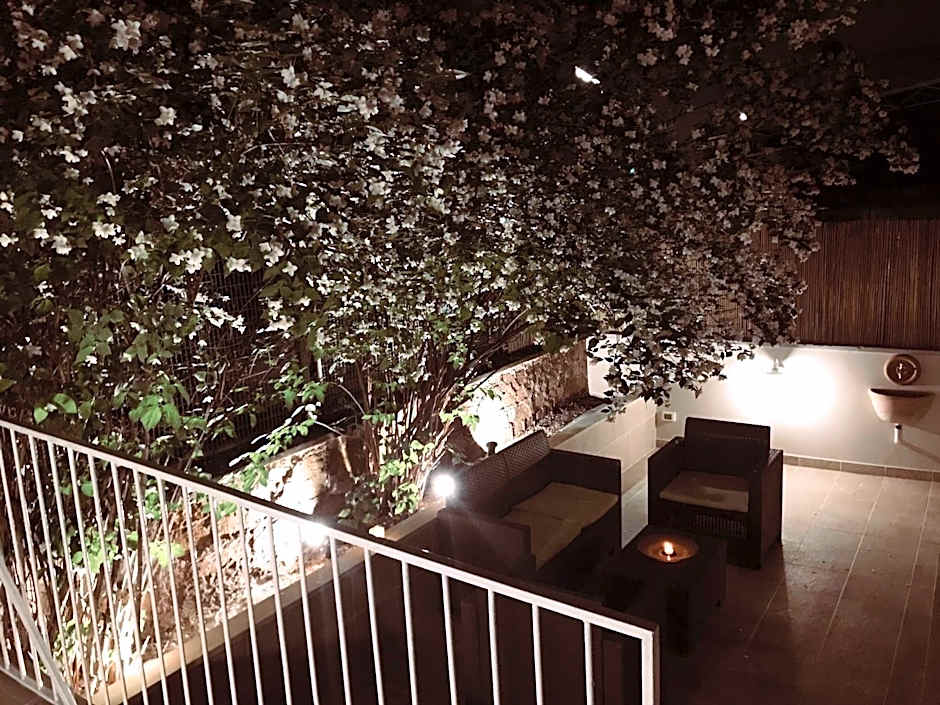 Aruna Suites