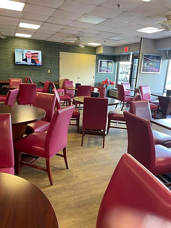 Days Inn by Wyndham Virginia Beach At The Beach