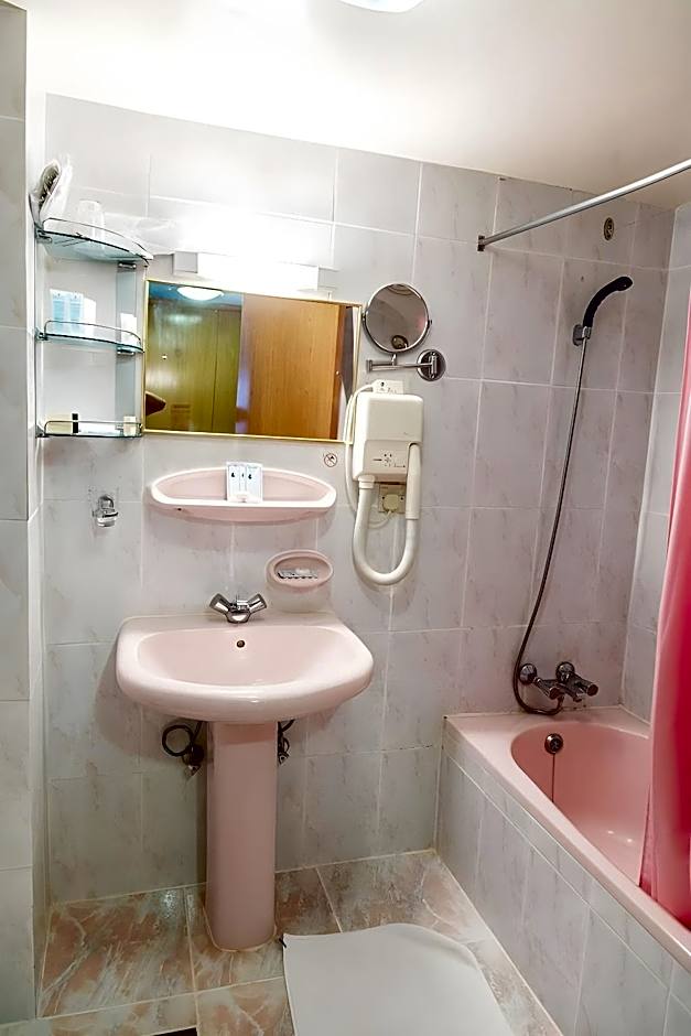 Sharjah Carlton Hotel