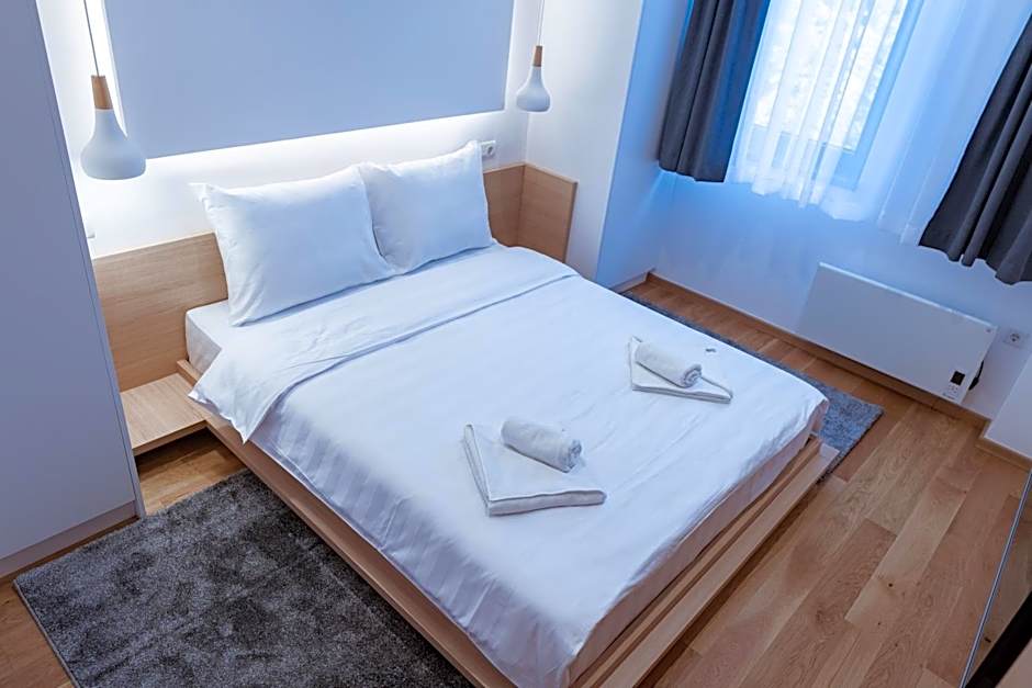 Aparthotel Zlatni Javor