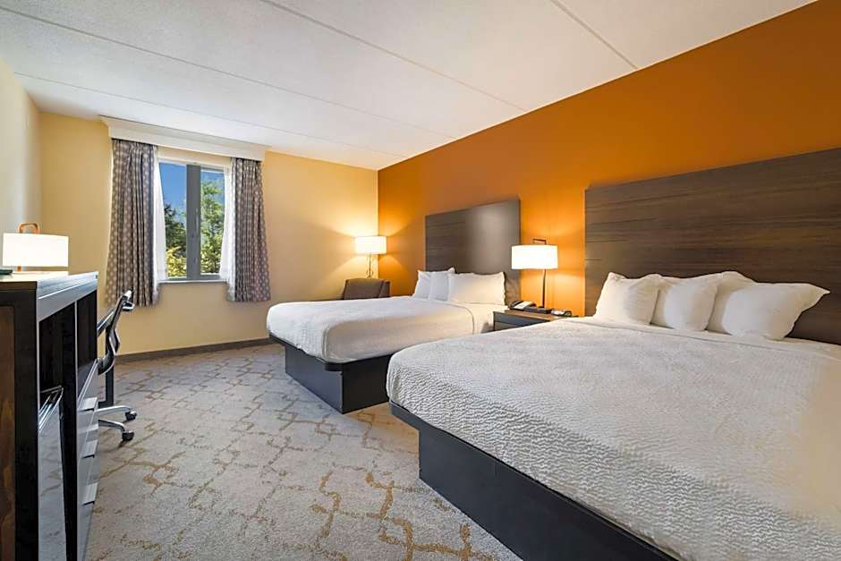 Best Western Grand Victorian Inn