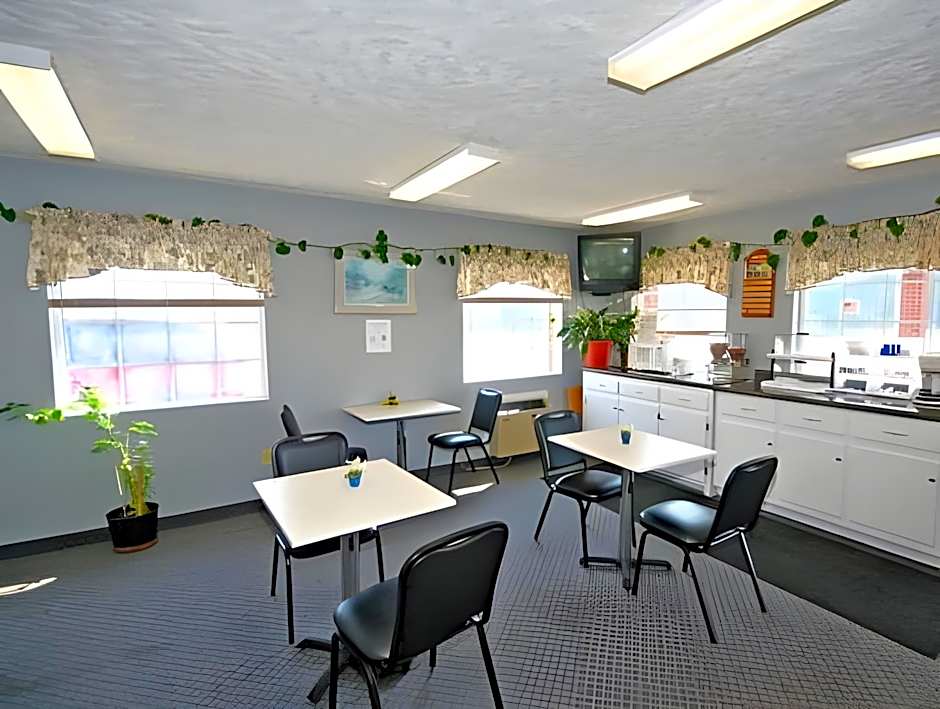 Surry Inn - Dobson