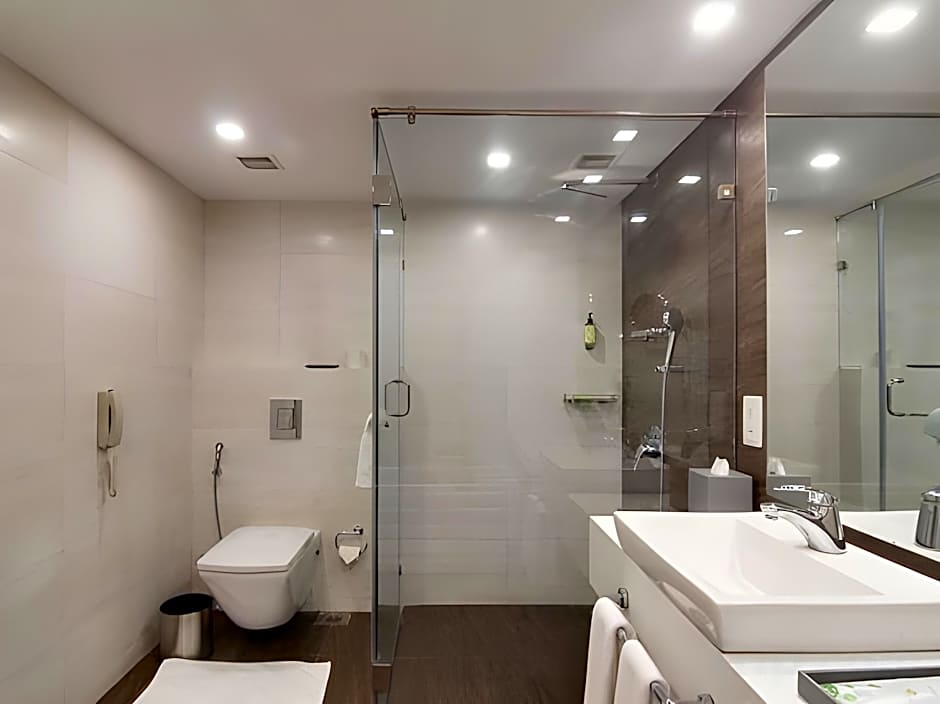 Lemon Tree Hotel Banjara Hills