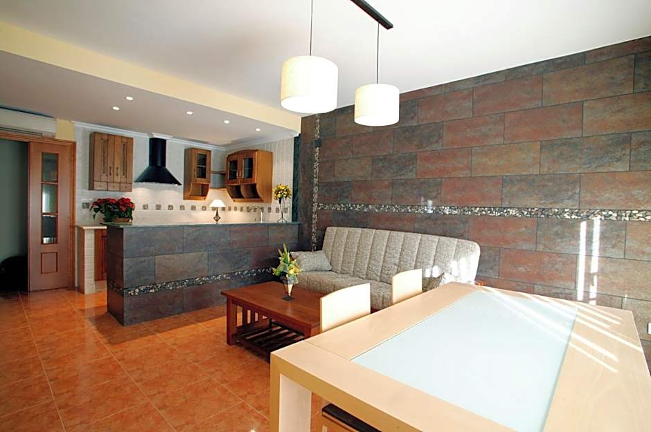 APARTAMENTOS HOTEL 77