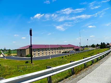 Royalton Inn & Suites Upper Sandusky