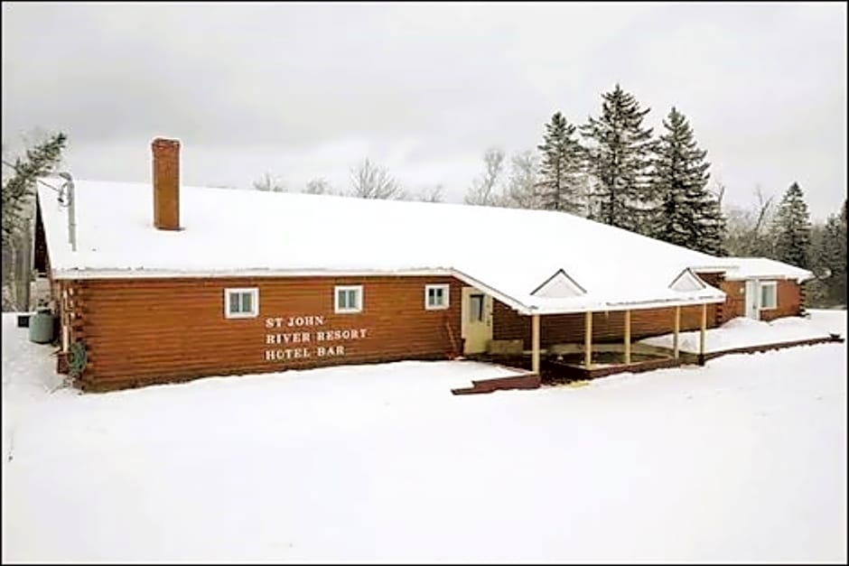 Love Hotels St John River by OYO at Fort Kent ME
