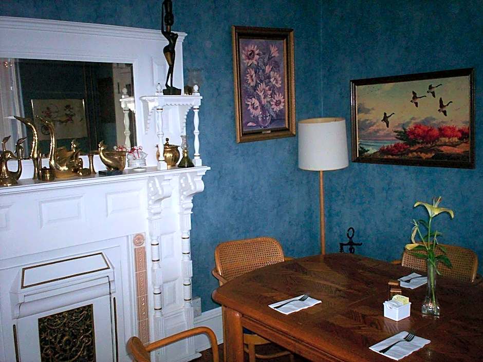 The Inn At Penn Cove - Bed And Breakfast