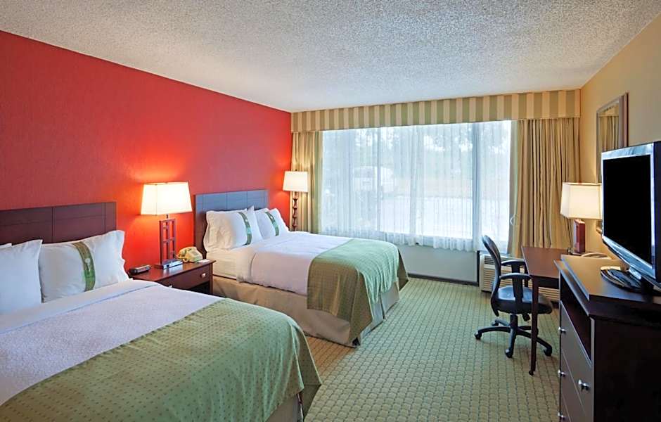 Holiday Inn Hotel & Suites Nashua – Nashua, NH