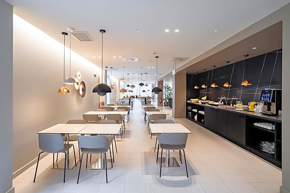 Holiday Inn Express Pamplona By IHG