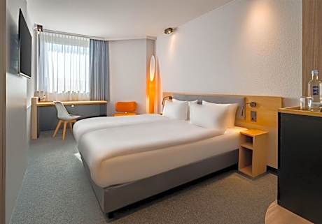 Spark by Hilton Wuppertal City Centre