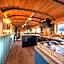 Appin Holiday Homes - Lodges, Shepherds Hut and Train Carriage stays