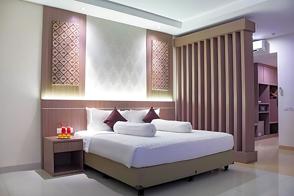 Nevada Ketapang Hotel