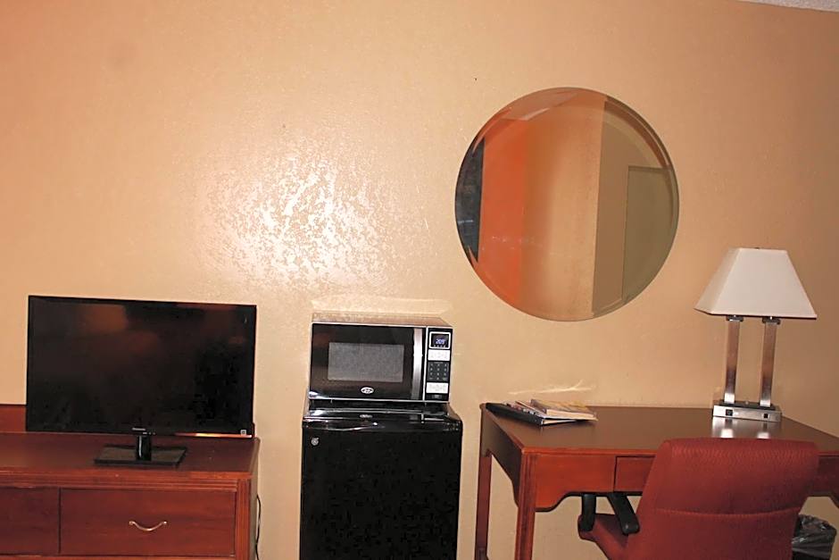 Fairview Inn & Suite
