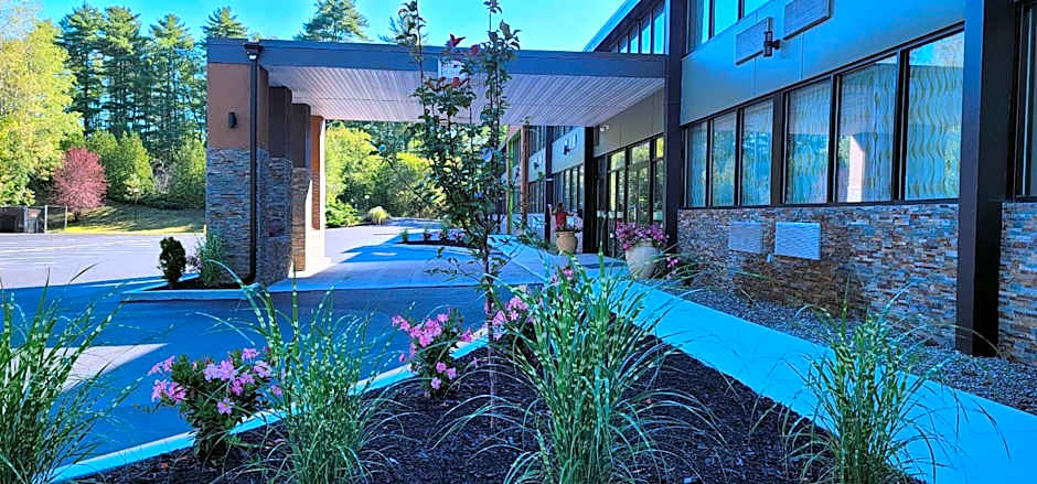 Wingate by Wyndham Lake George