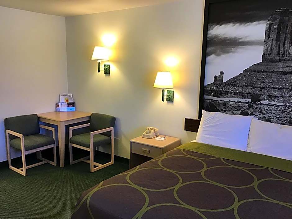 Photo 1 of 4 of 1 King Bed, Mobility Accessible
