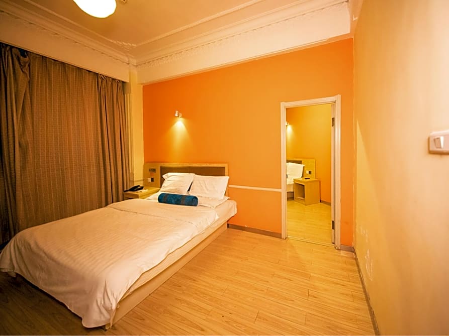 7 Days Inn Harbin Railway Station South Square