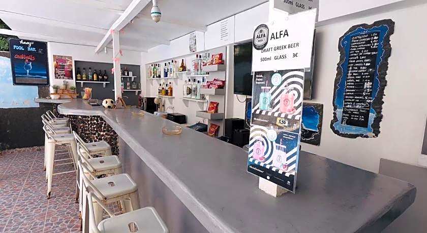 Anny Studios Perissa Beach