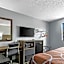 Rodeway Inn Delmont